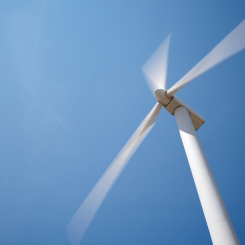 Czy polscy przedsiębiorcy mogą zacząć planować inwestycje w energetykę wiatrową?
